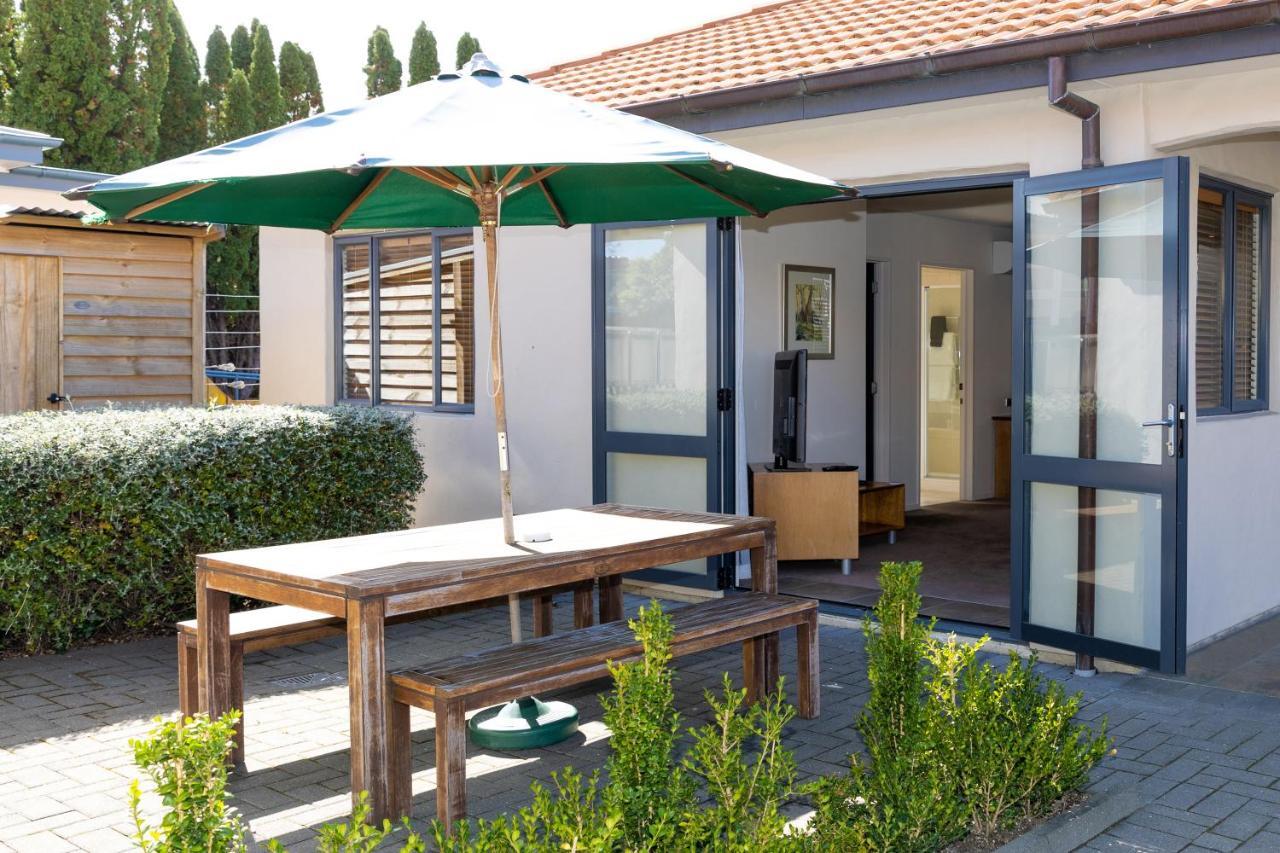 Harvest Lodge Motel Havelock North Exteriér fotografie